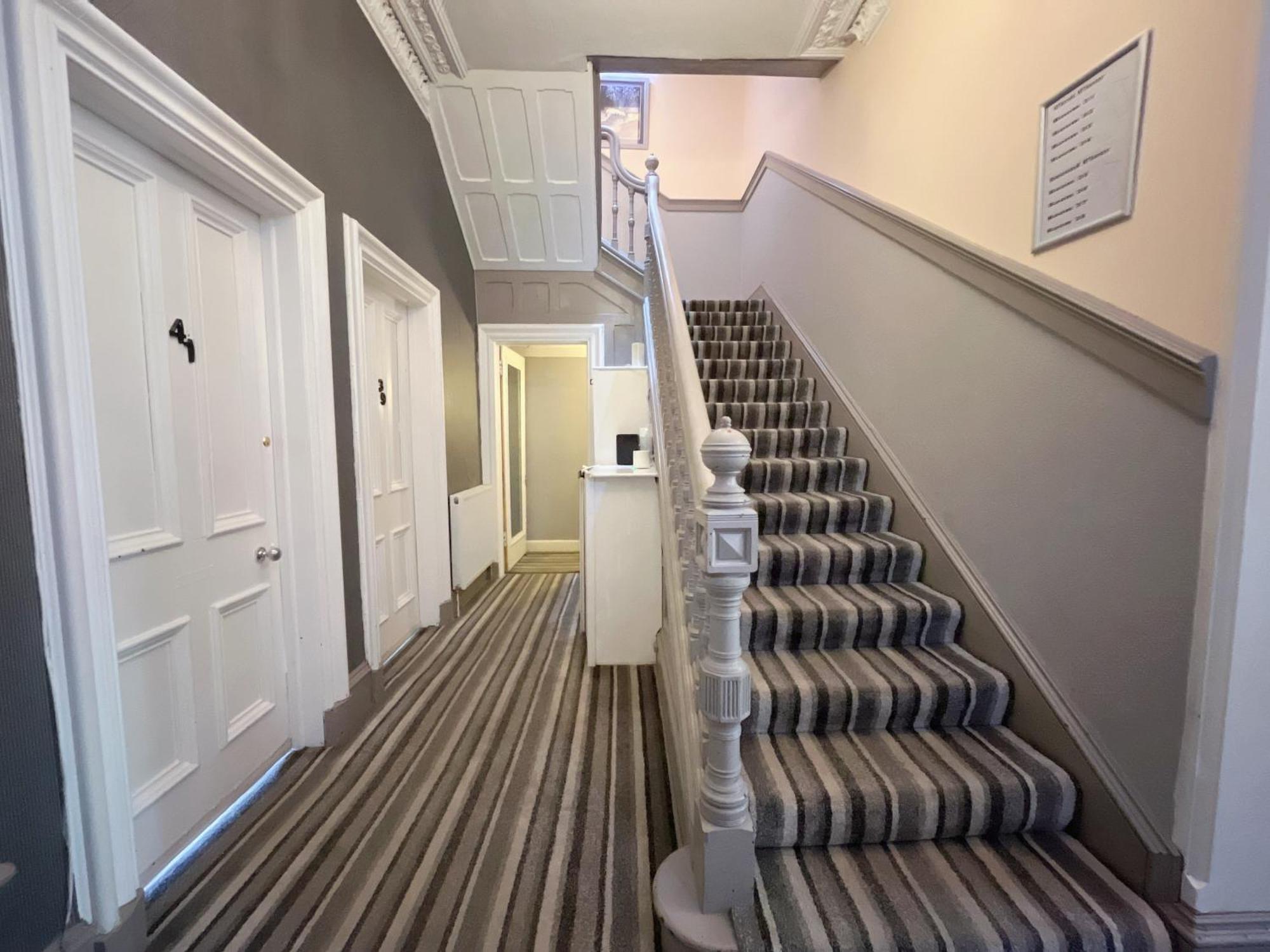 Allison House 16 4* Edinburgh